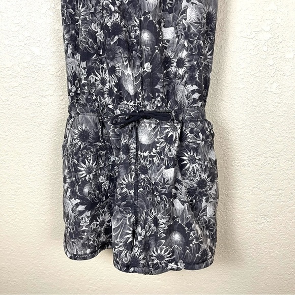 Lululemon The Runsie Flowabunga Black Angel Wing/Black Size 6 Women - Picture 4 of 16